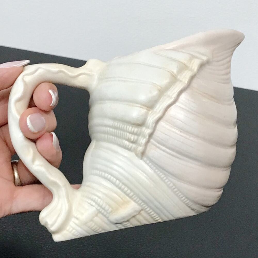 Otagiri Shell Cream Pink Pitcher Pink White Porcelain 1996 Coffee Mug Cup Beach